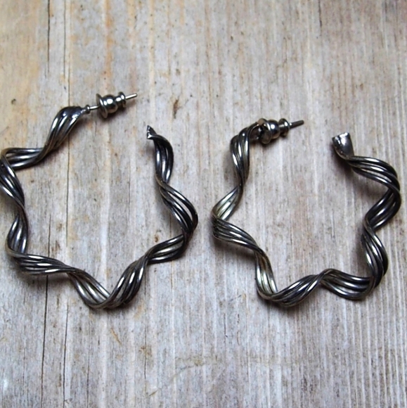 Vintage Jewelry - Twisted Hoop Earrings! Mix/Match 3/$15!